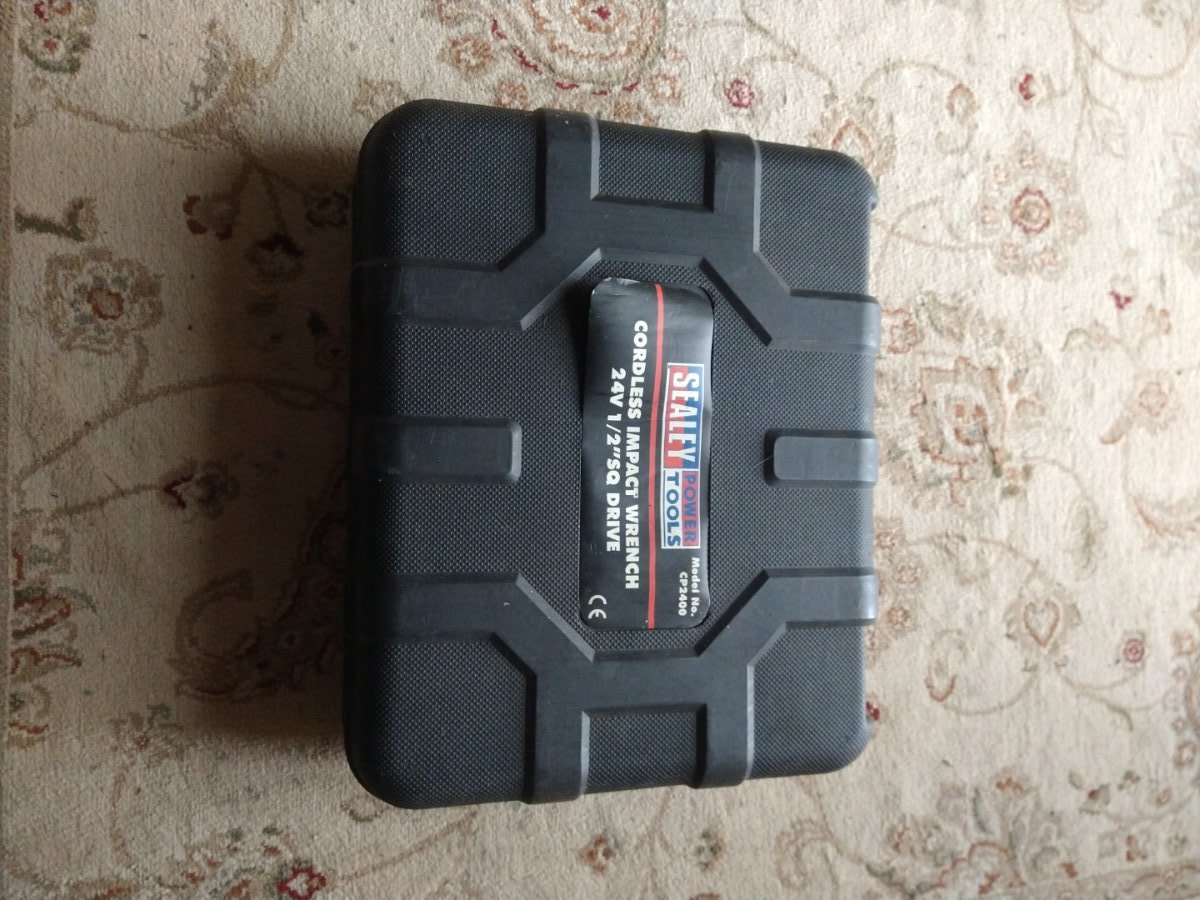 Sealey cp2400 top battery