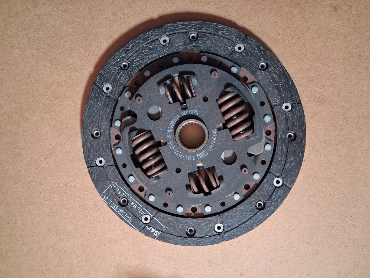 Engine hoist and flywheel / clutch assy.
